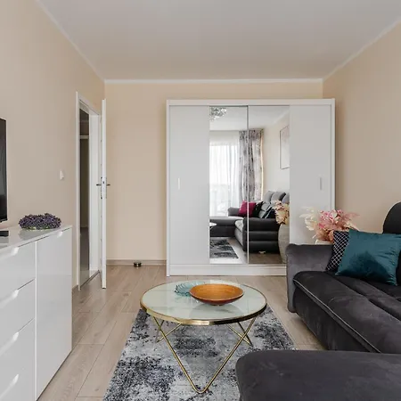 Apartmán Rentplanet - Braniborska Ii *