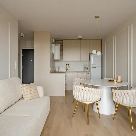 Rentplanet - Braniborska Апартаменты